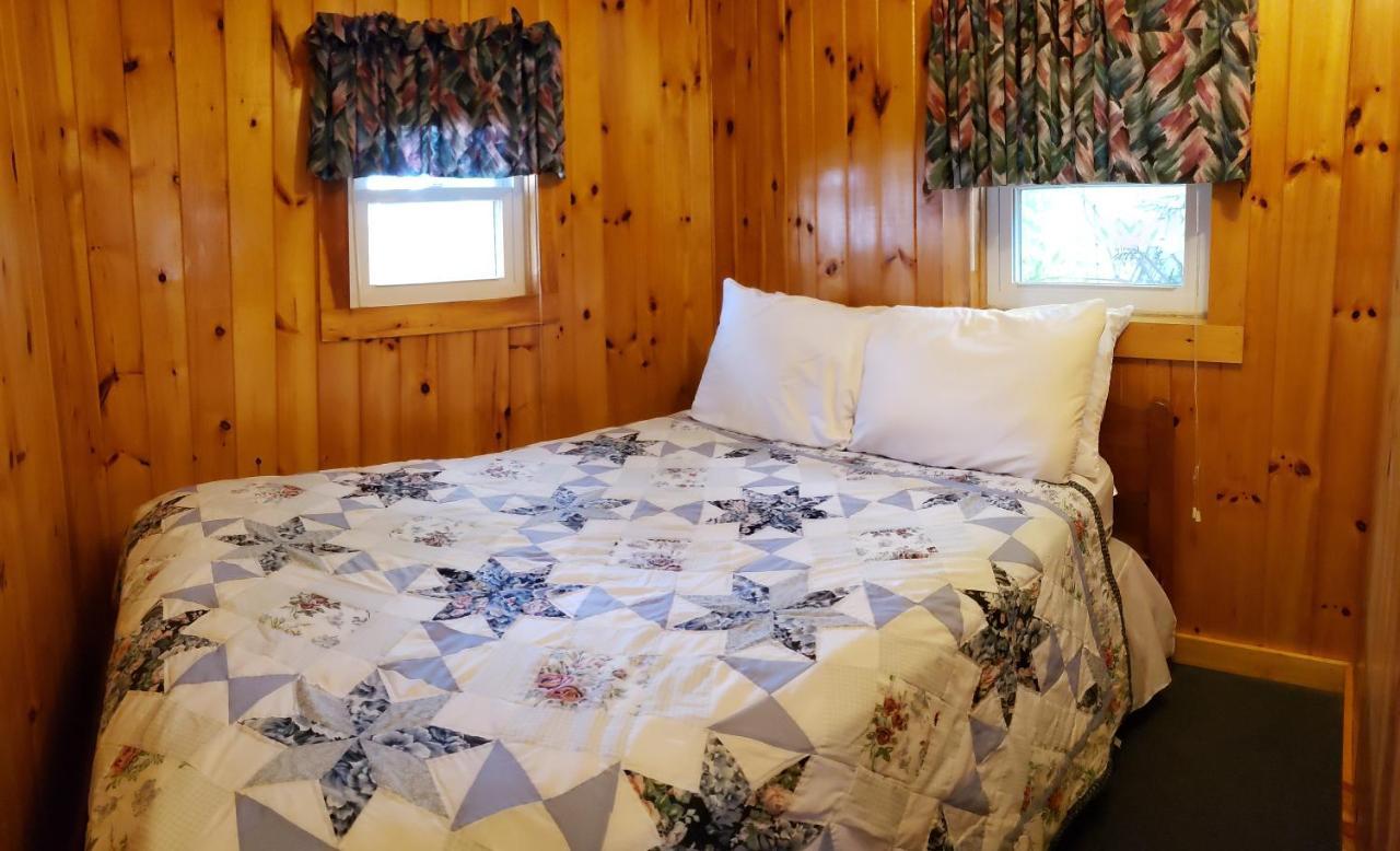 Weirs Beach Motel & Cottages Exterior foto