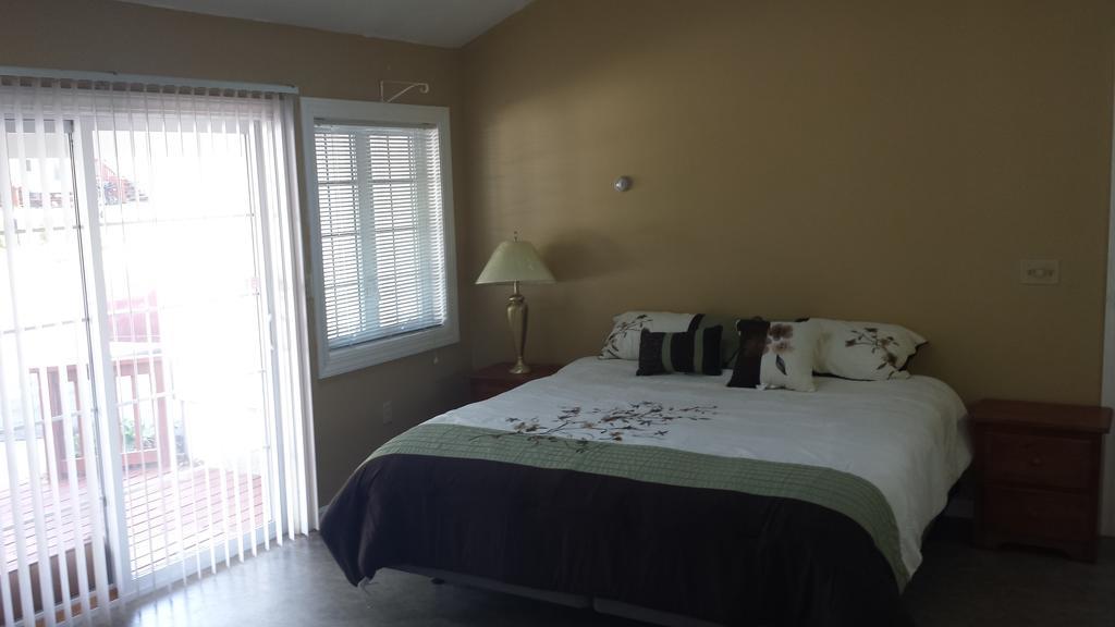 Weirs Beach Motel & Cottages Habitación foto