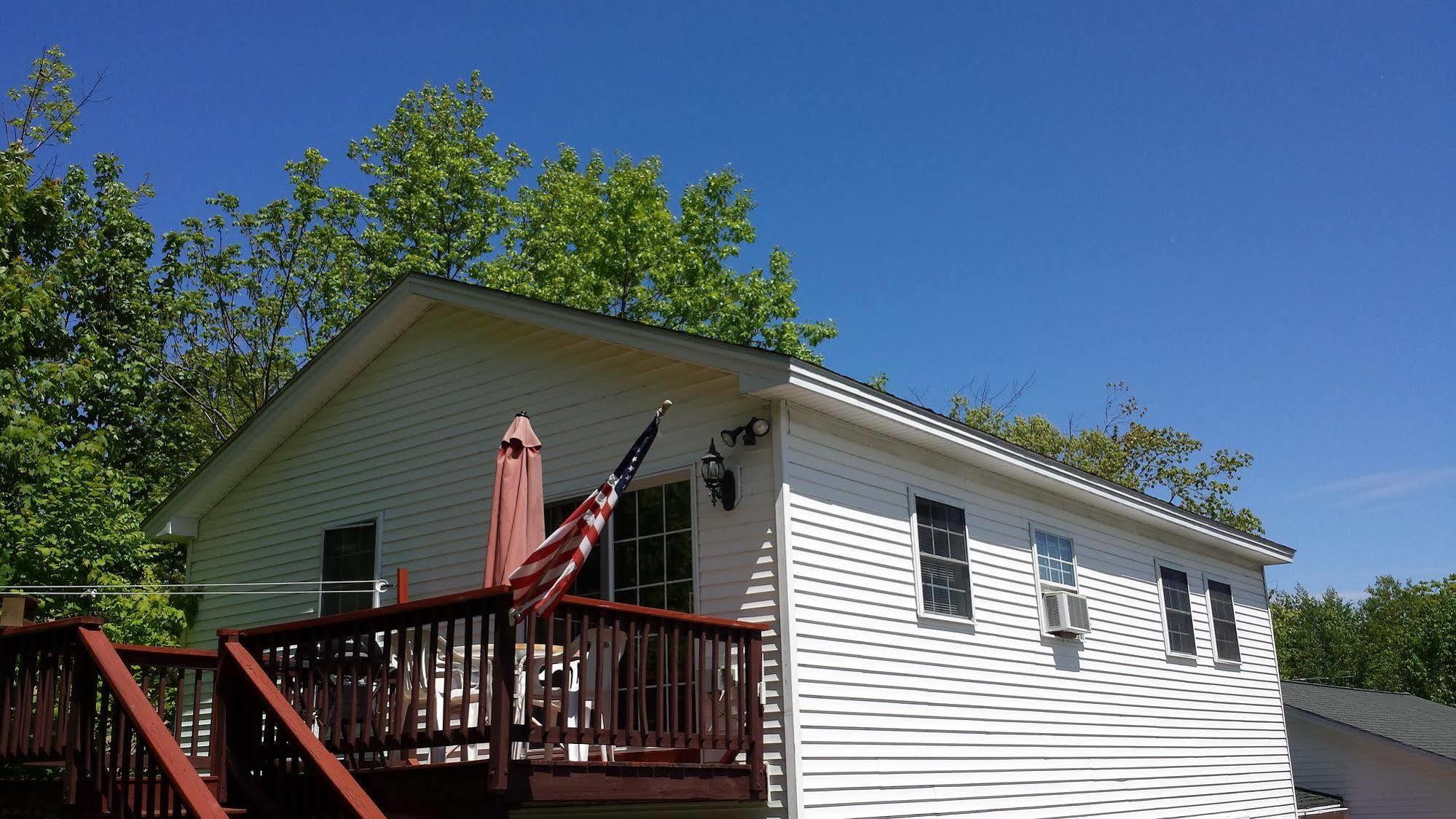 Weirs Beach Motel & Cottages Exterior foto
