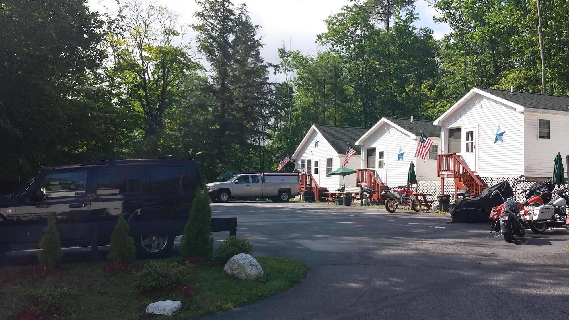 Weirs Beach Motel & Cottages Exterior foto
