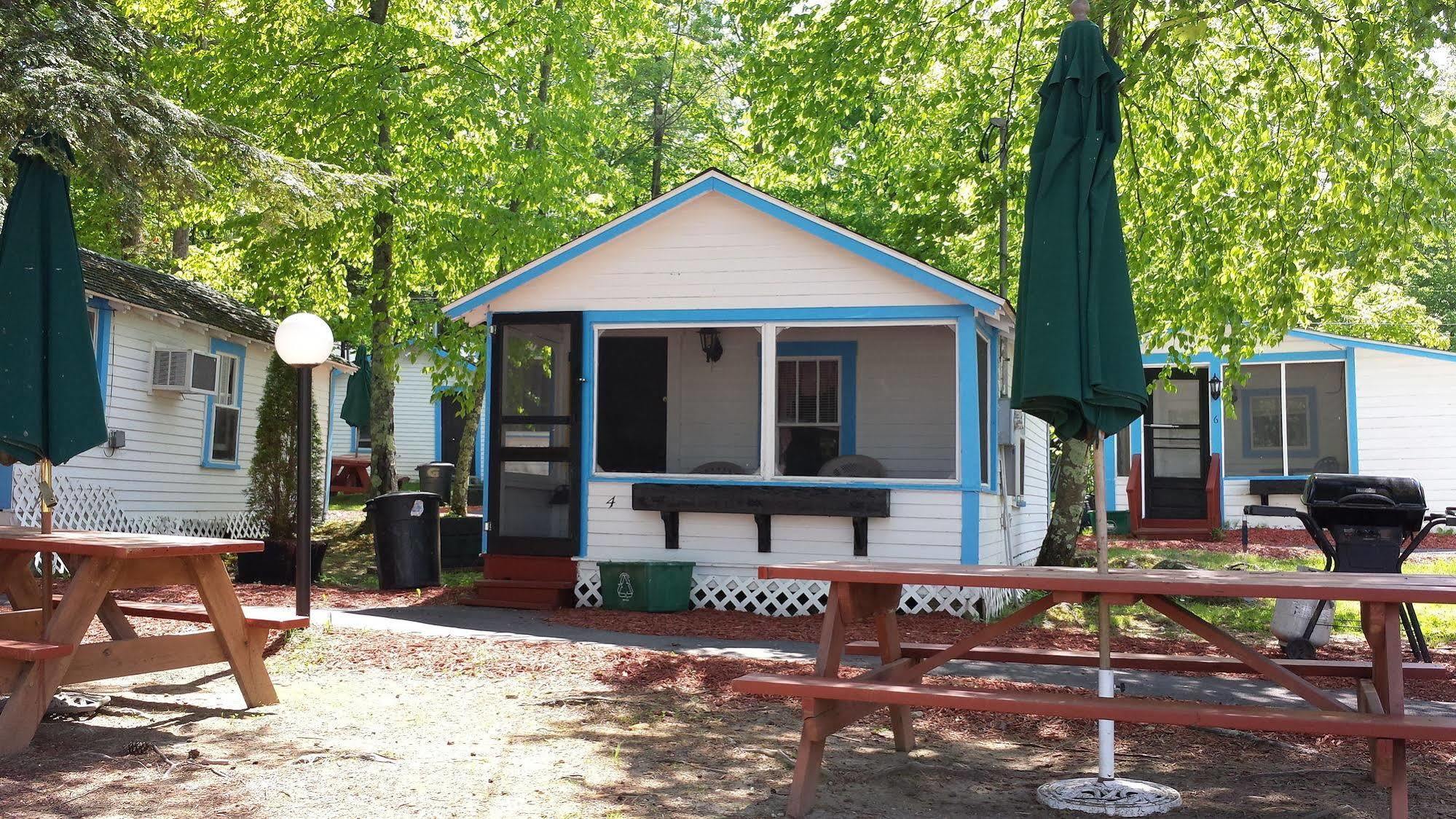 Weirs Beach Motel & Cottages Exterior foto